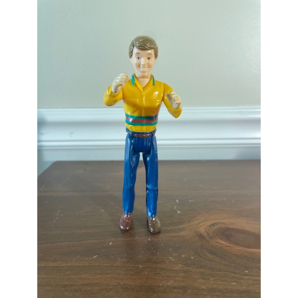 Vintage 1991 Fisher Price Loving Family Dad Action Figure Doll Yellow Shirt 5.5"